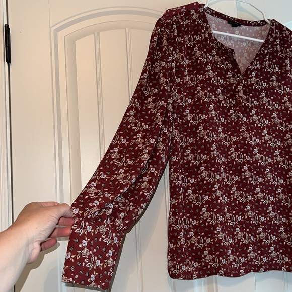 Long sleeve floral blouse - Picture 4 of 4